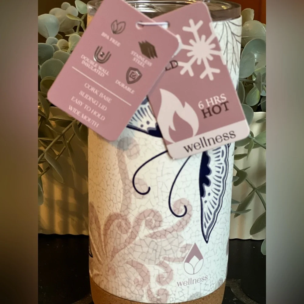 Floral/ Butterfly Insulated Water Bottle - Picture 3 of 3